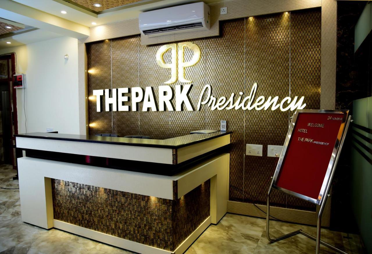 The Park Presidency Hotel Bareilly Exteriér fotografie